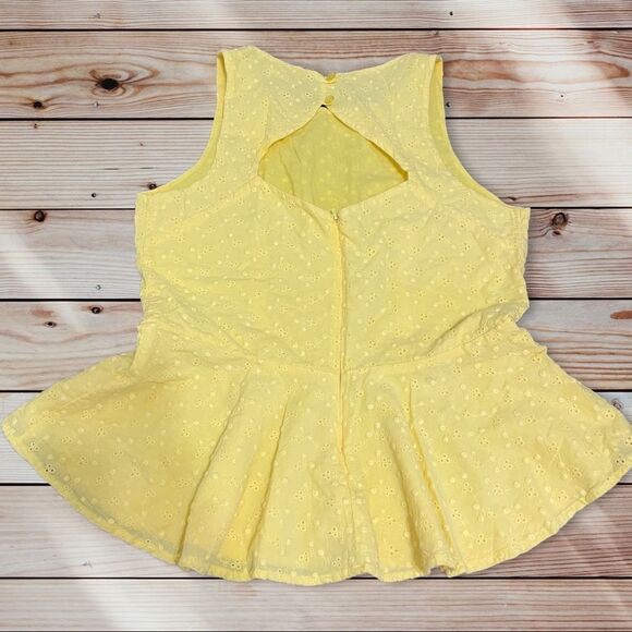 Yellow Peplum Kirra too SO CUTE!!!! - Picture 2 of 9